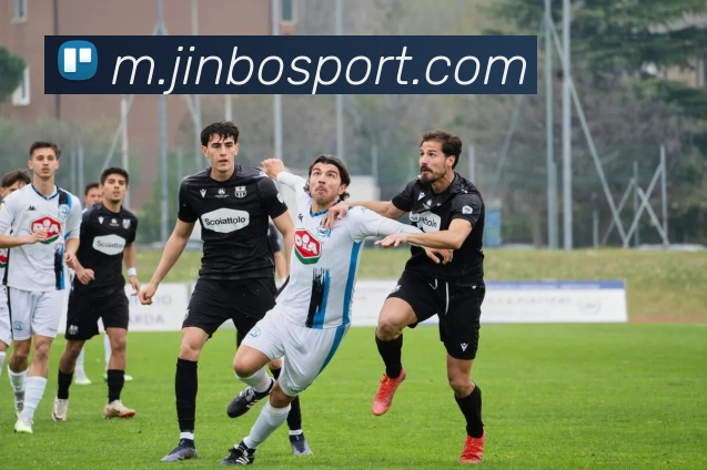 小贾巴里谈球队最佳射手角色强调把握空位投篮机会的重要性